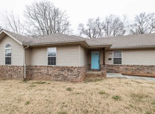 2839 E Grand St, Springfield, MO 65804