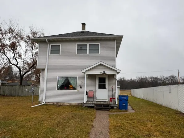 108 W 3rd St, Merrill, WI 54452