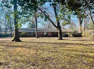 1711/1713 Caldwell St, Conway, AR 72034