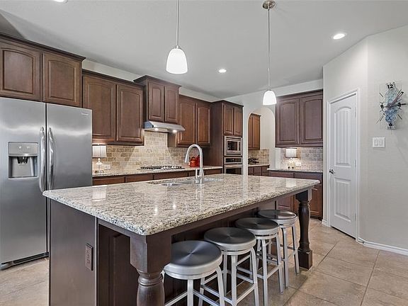 2nd image of 8921 Jewelflower Dr