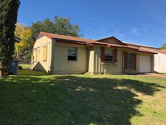 2nd image of 3823 Mehalia Dr