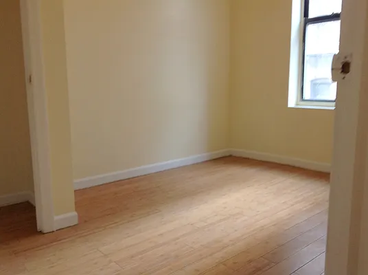 Rented by Uptown Flats LLC | media 39