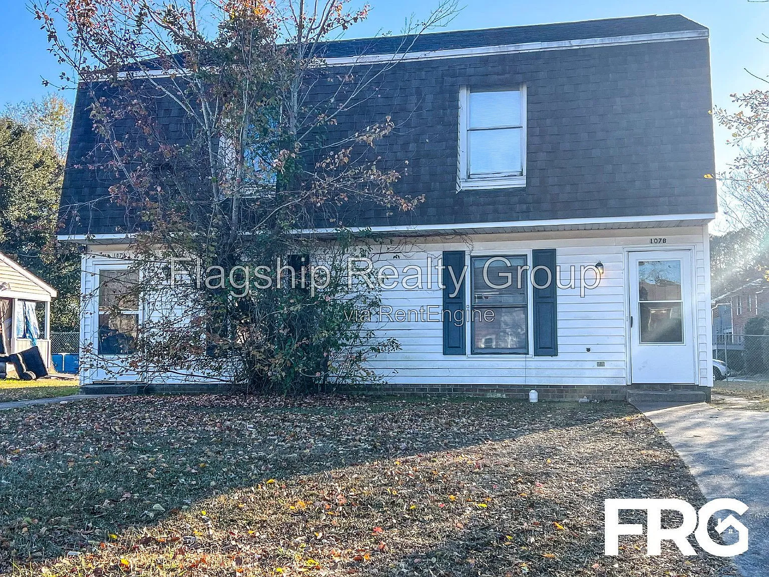 2 bed, 1.5 bath, 850 sqft, $950 — Photo 2