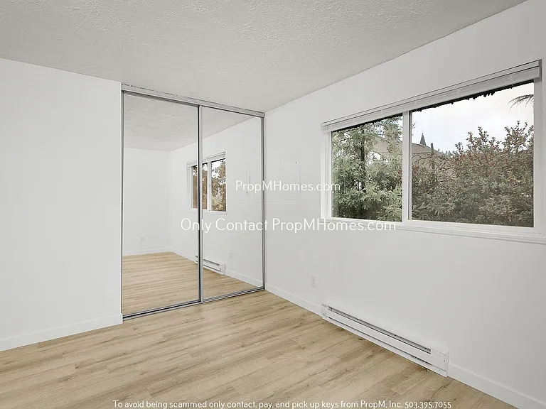 714 9th St — Photo 12