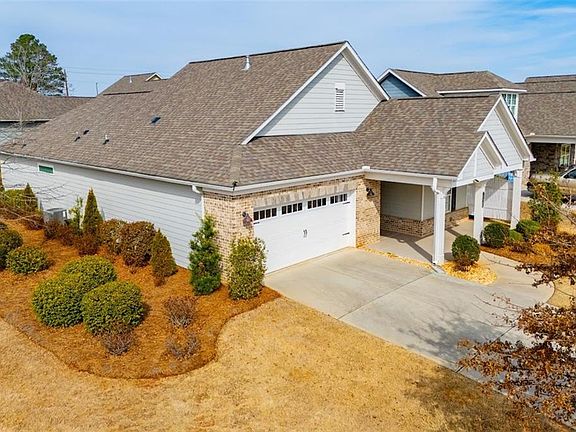 4th image of 100 Foxgate Path