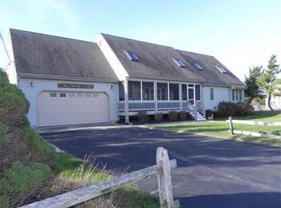 292 Phillips Rd, Sagamore Beach, MA 02563