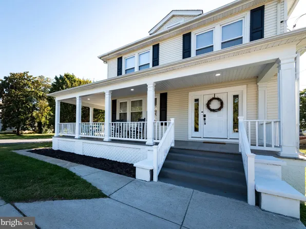 500 Academy St, Hurlock, MD 21643