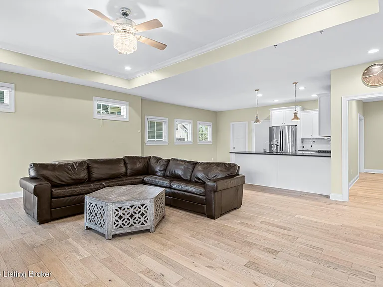 825 Artisan Pkwy — Photo 26