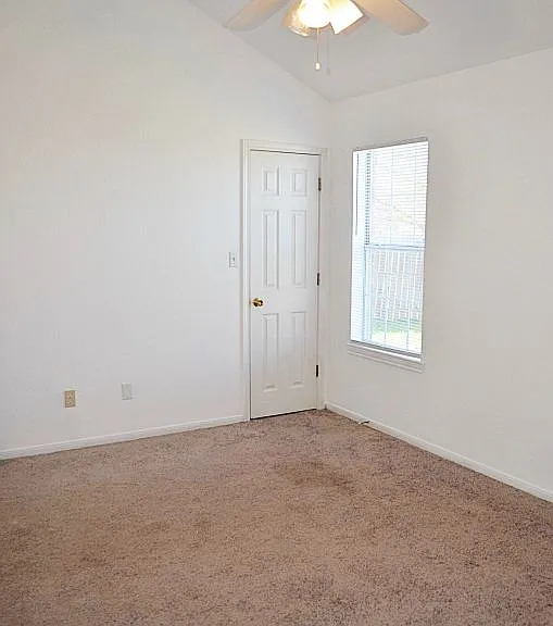 3805 Hitchrock Dr #A — Photo 15