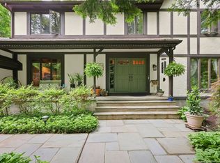 24 Pachaug Rd, Trumbull, CT 06611