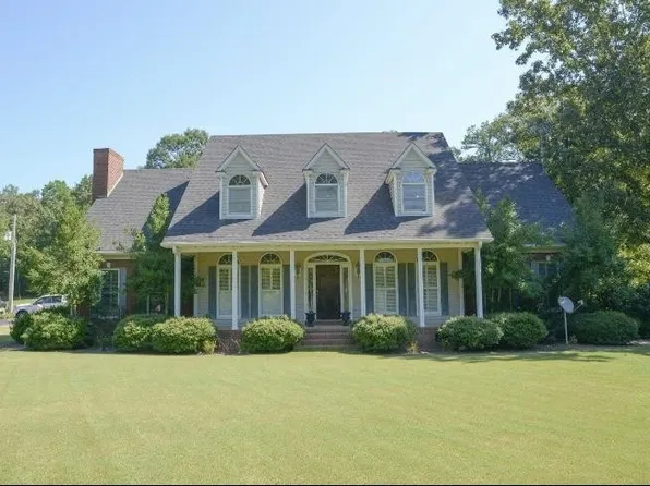 18745 Highway 64, Bolivar, TN 38008