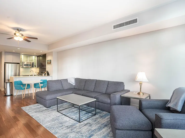 575 6th Ave #506 — Photo 4