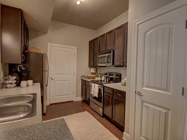 Waterview Apartment Homes — Photo 26