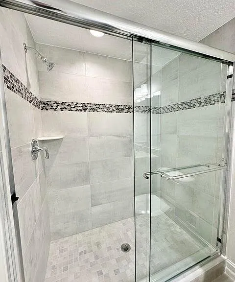 1825 Riverside Dr #404 — Photo 8