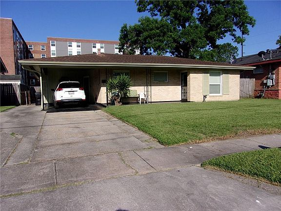 2nd image of 4423 Cerise Ave