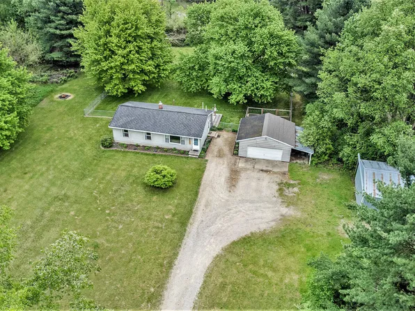 8980 Nestor Ave NE, Comstock Park, MI 49321
