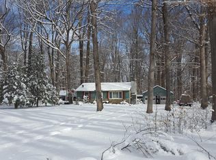 131 Sandy Ridge Rd, Stockton, NJ 08559