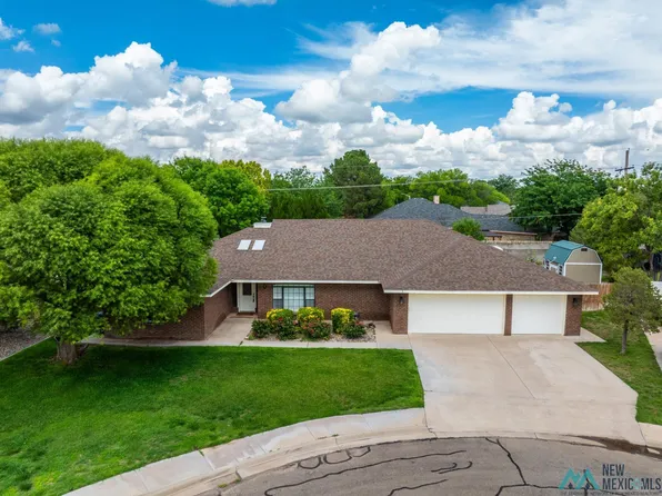 5 Victoria Ct, Roswell, NM 88201
