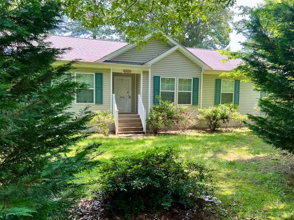 6925 Conifer Rd, North Chesterfield, VA 23237