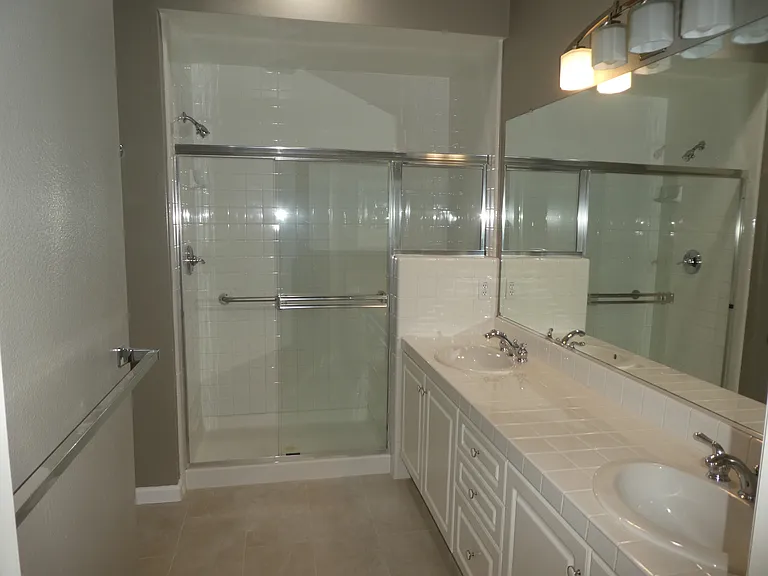1951 Ofarrell St #100 — Photo 36