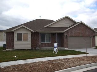 689 Trailview Ct, Logan, UT 84321