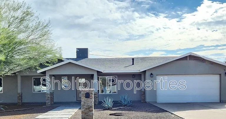 3129 E Turney Ave — Photo 1
