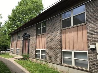 400 Lawrence Pl., Columbia, MO 65201