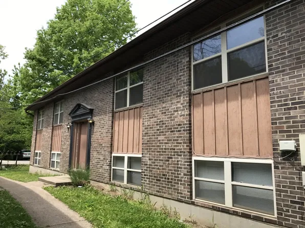 400 Lawrence Pl.