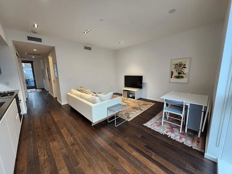 1075 NW Northrup St #420 — Photo 6