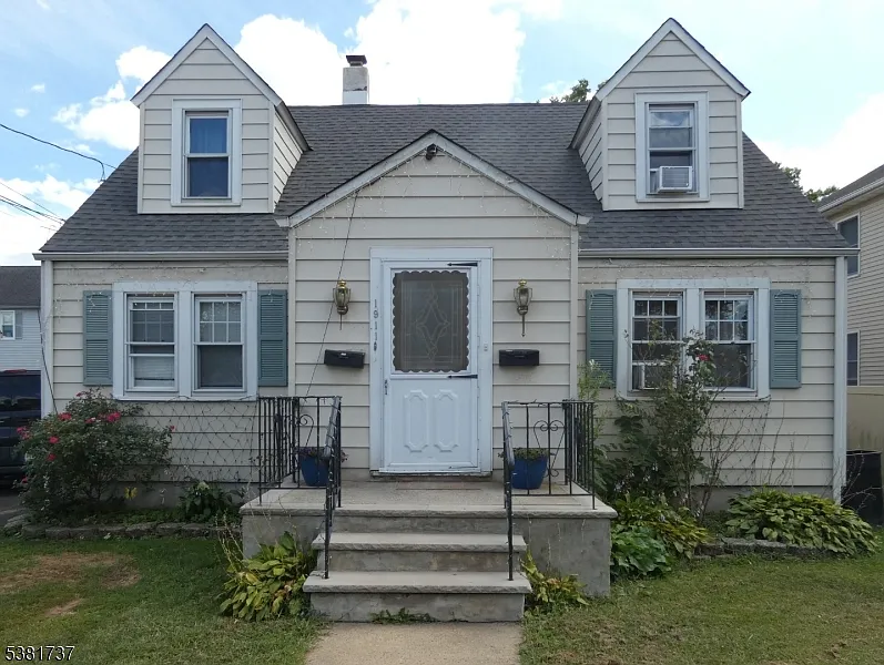 1911 W Camplain Rd photo 1