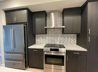 1530 Prescott St, Oakland, CA 94607