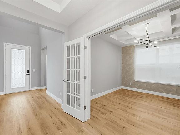 3rd image of 5024 PALMETTO PARK DRIVE