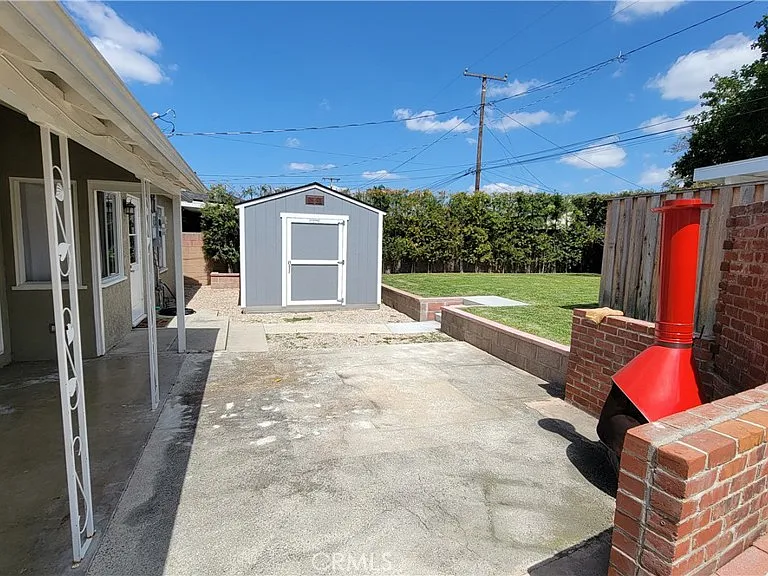 14107 Putnam St — Photo 7