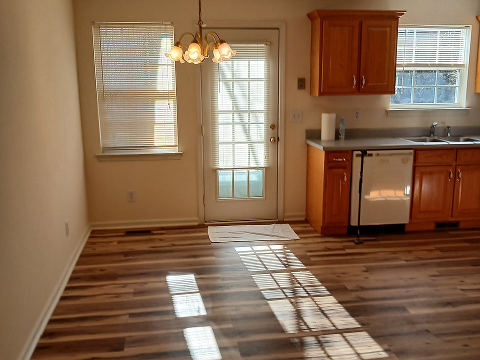 1st image of 51 Fox Creek Ct #51