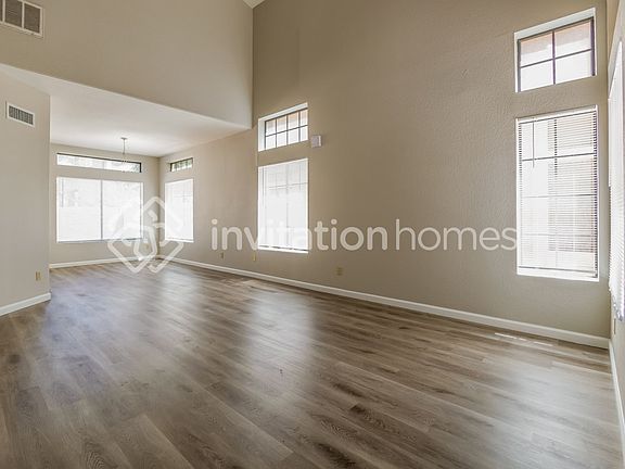 4th image of 4550 W Dublin St