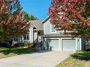 20412 W 219th Ter, Spring Hill, KS 66083