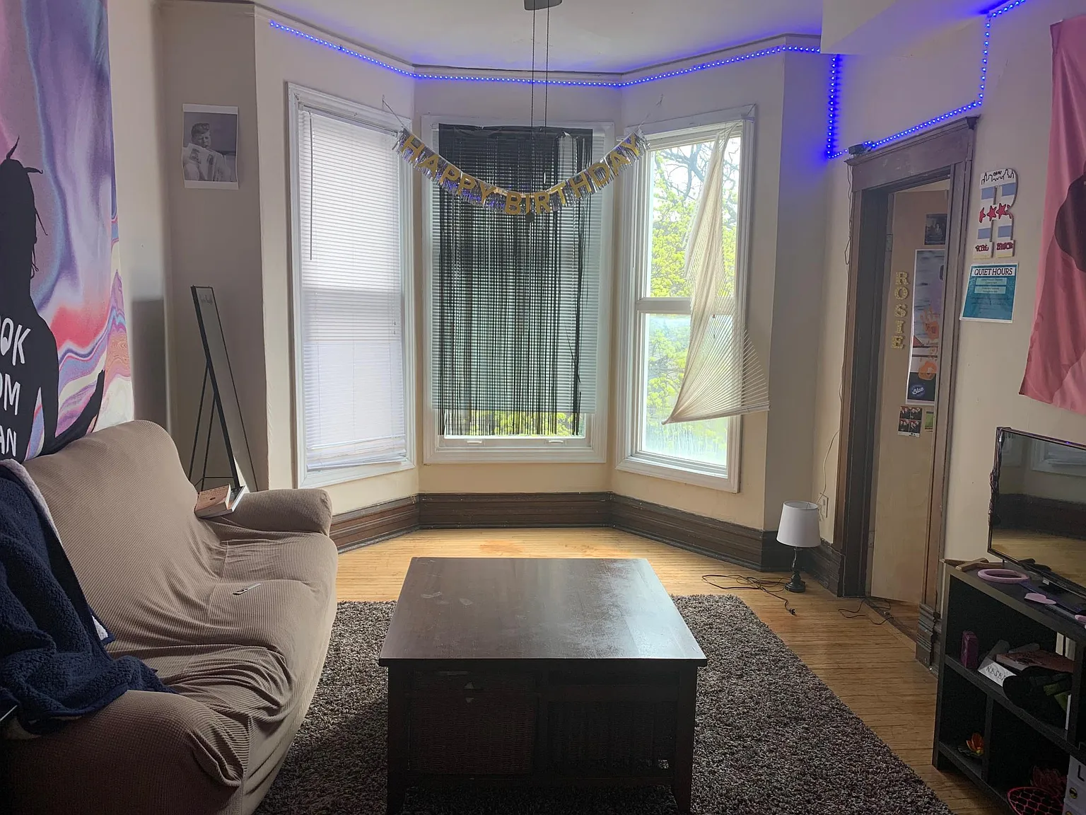 3 bed, 1300 sqft, $3,000 — Photo 3