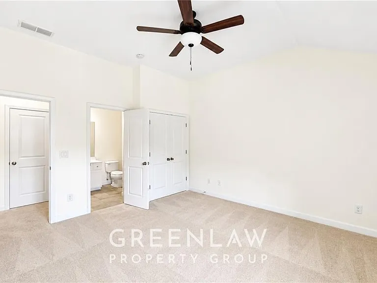 7403 Lowery Oak Dr — Photo 26