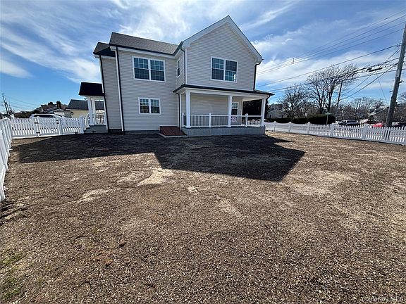 4th image of 403 S Bayview Avenue