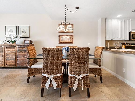 5th image of 28283 Jeneva WAY
