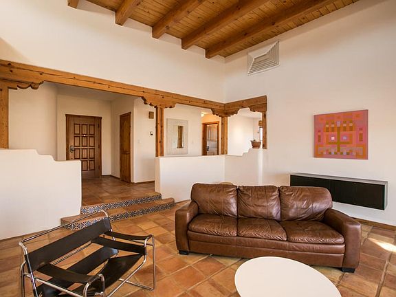 694 Mission Valley (004)