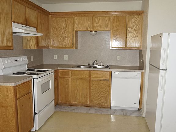 2nd image of 3701 Y S Pak Ct APT E