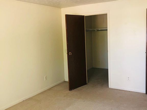 4th image of 2 West St #1-107
