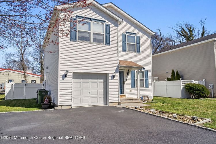 1st image of 1821 Summerfield Ave