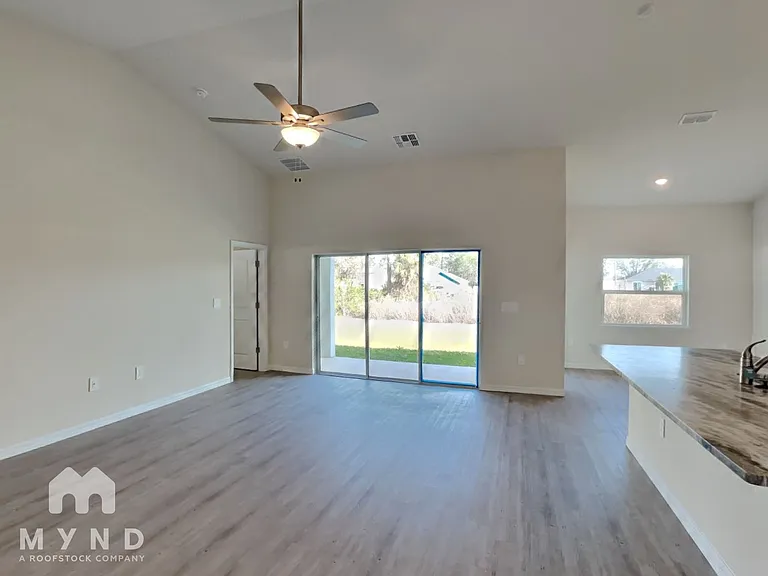 2194 Brancusi Ave — Photo 3
