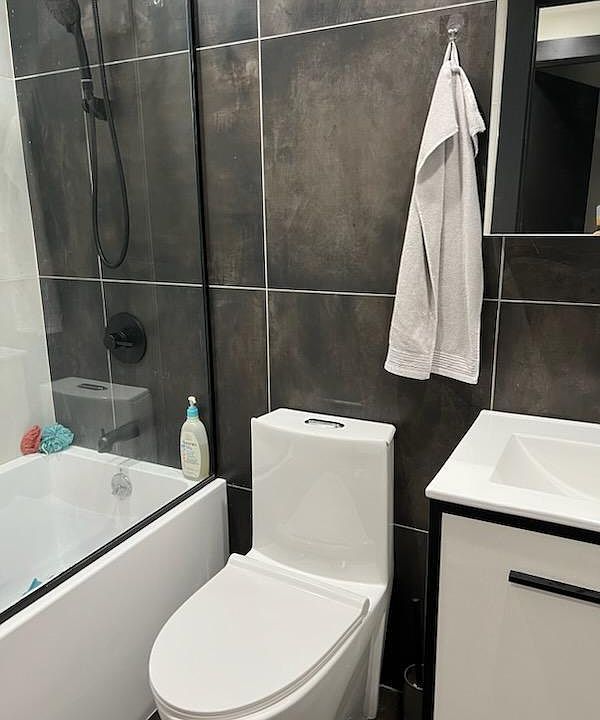 2nd image of 2742 Brighton 7th St Floor 1