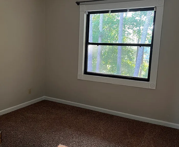 2089 Pine Tree Dr #50 — Photo 8