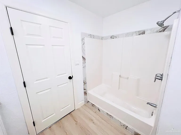 1905 Tierra Linda Cir W — Photo 11