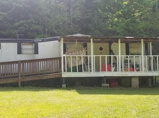 22934 Highway 32, Martha, KY 41159