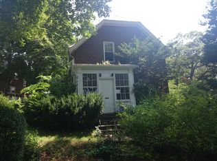 52 Southbourne Rd, Jamaica Plain, MA 02130